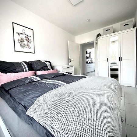 Stilvolles Apartment In Бонн Экстерьер фото