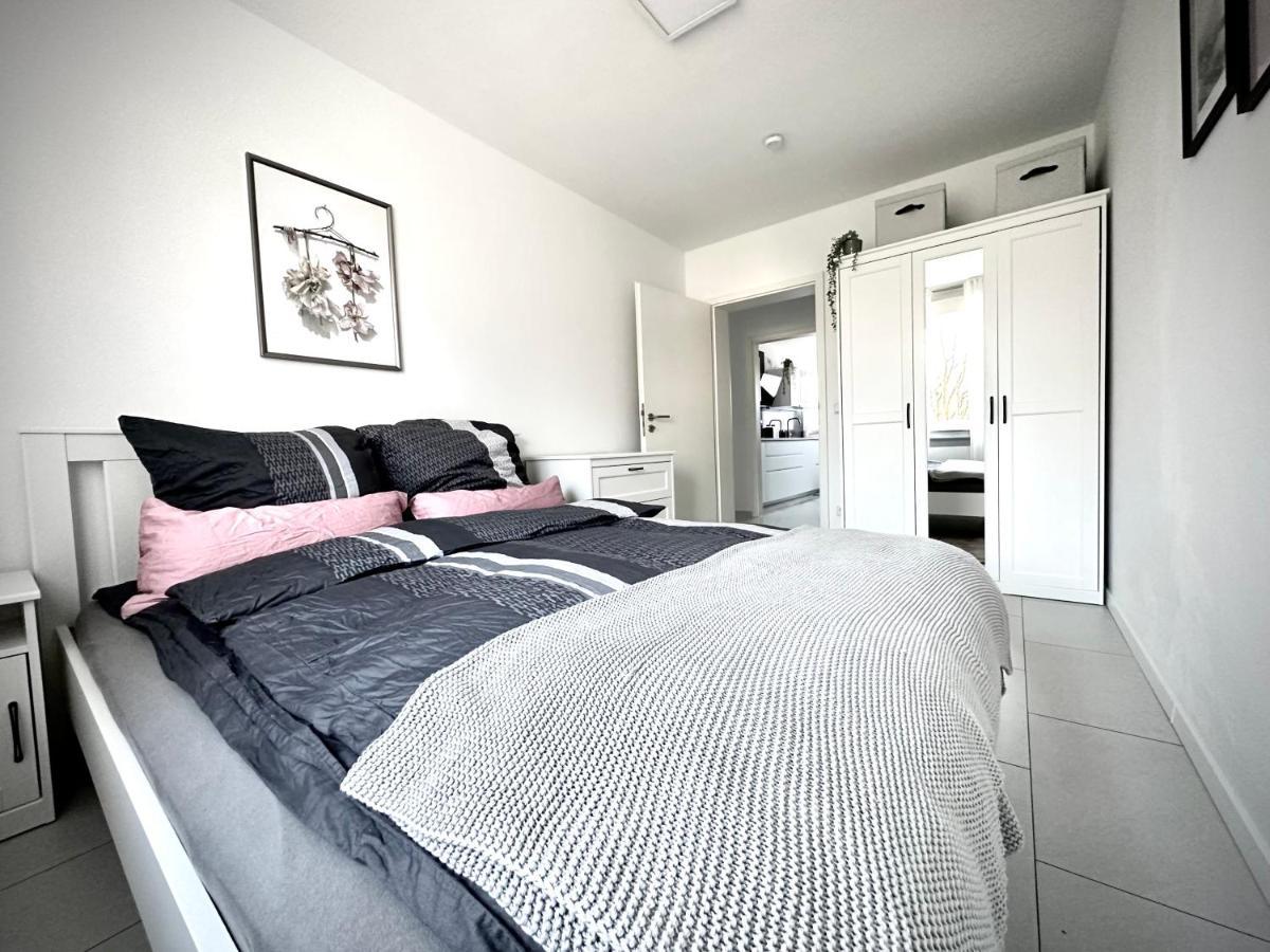 Stilvolles Apartment In Бонн Экстерьер фото